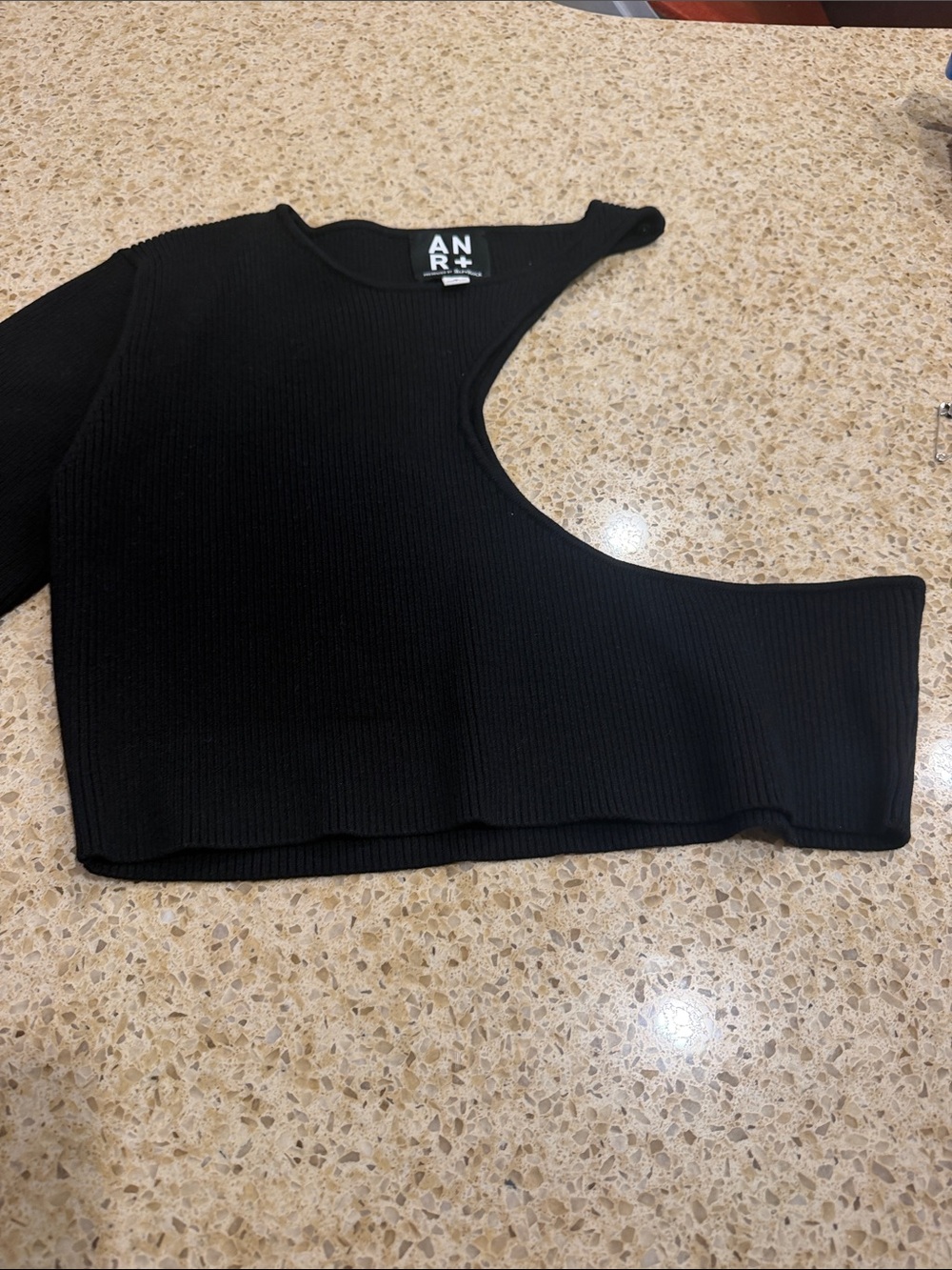 Alp N Rock Black One-Shoulder Cutout Ribbed Crop Top